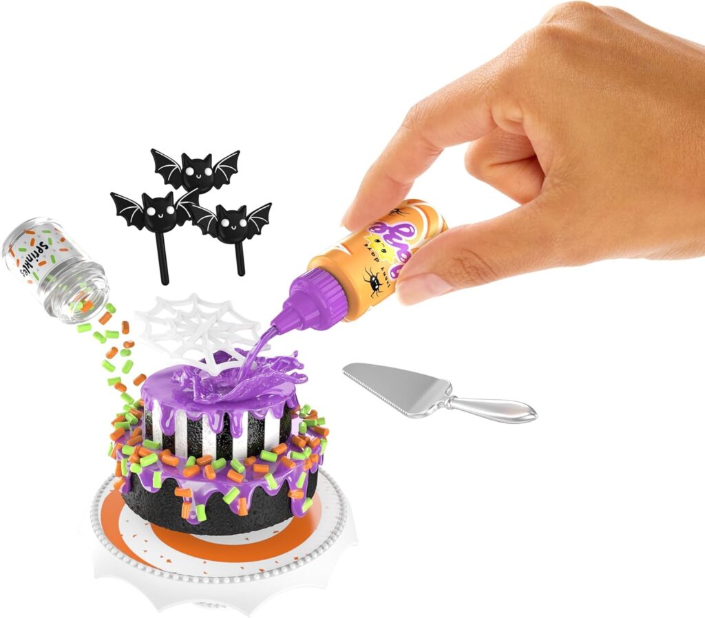 MGAs Miniverse Make It Mini Food Halloween Series 2 Mini Collectibles - Seasonal, Beetlejuice Beetlejuice Blind Packaging, DIY, Resin Play, Replica Food, NOT Edible, Collectors, 8+